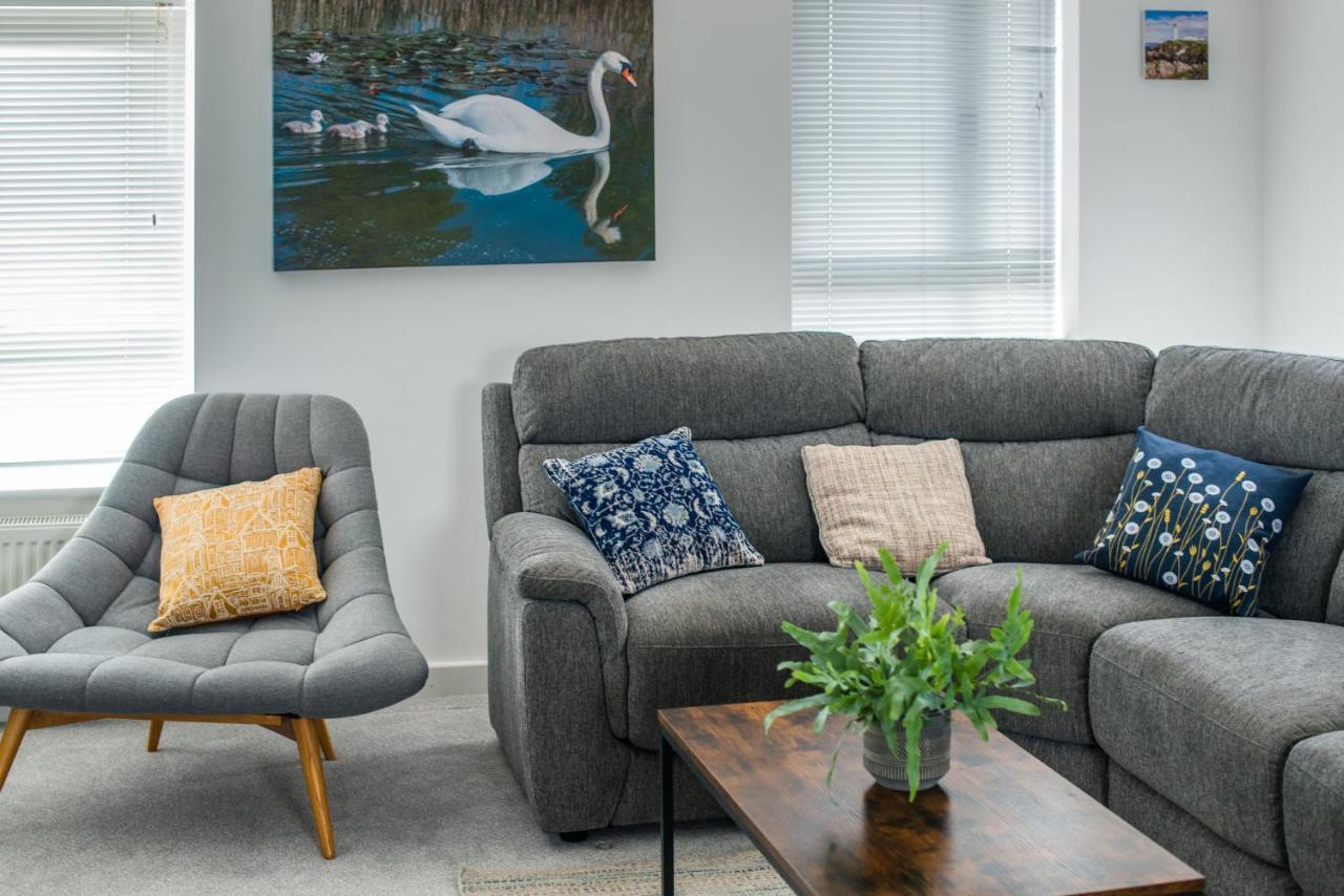Cambridge Orchard Apartments - 2 Double Bedrooms エクステリア 写真